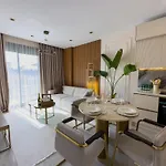 Qoople Legend A - In 100m To The Sea شقة