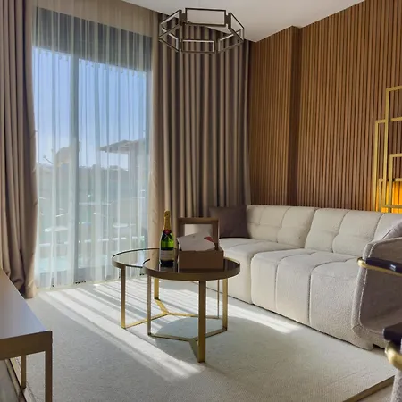 Qoople Legend A - In 100m To The Sea ألانيا