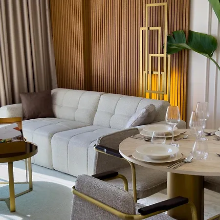 Qoople Legend A - In 100m To The Sea