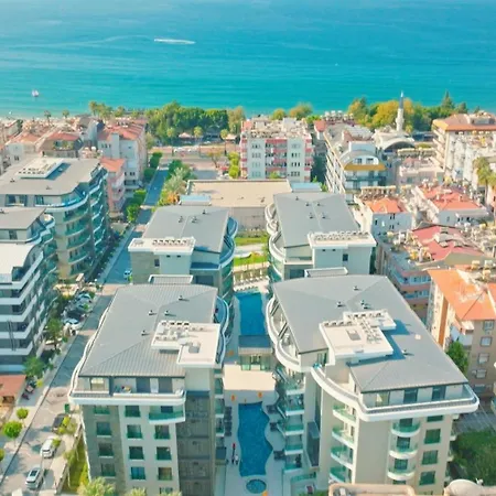 Qoople Legend A - In 100m To The Sea * Alanya